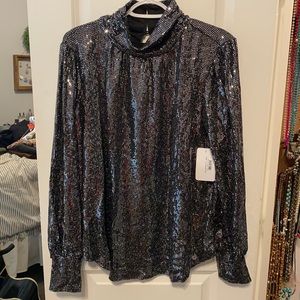 Gorgeous Shiny Turtleneck